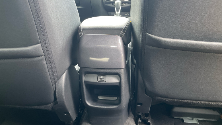 Nissan Juke 1.0 DiG-T 114 Tekna 5dr DCT Petrol Hatchback